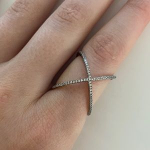 Cross cross ring